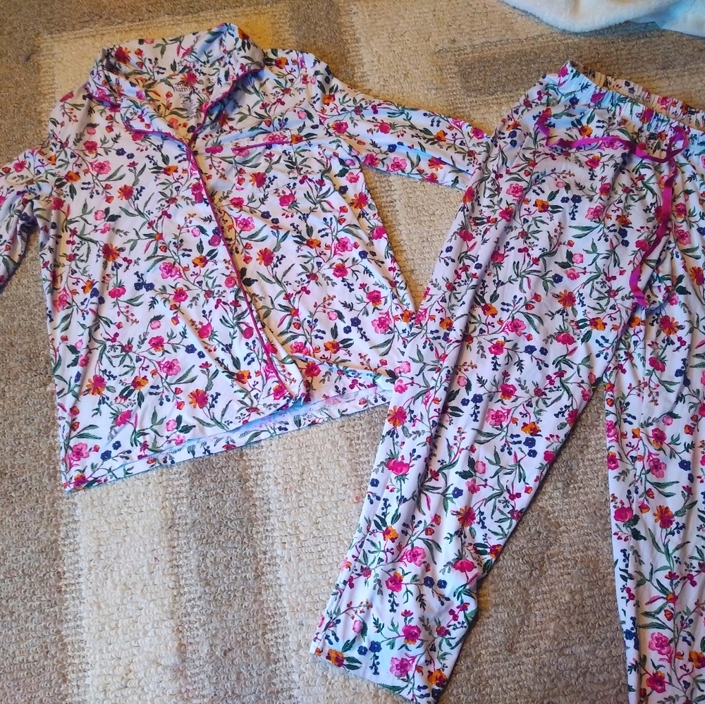Womens size Small Petite pajama set